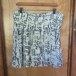 Elegant Floral A-Line Skirt - Black and White